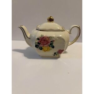 Vintage Sadler Windsor Floral Teapot England